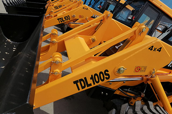 Экскаватор-погрузчик ITM TDL 100S