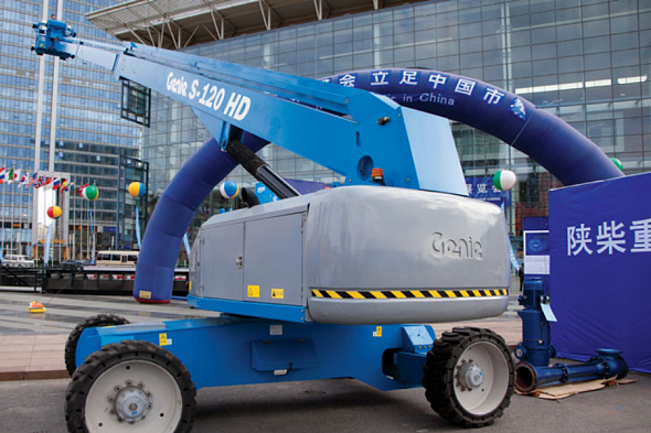 Подъёмник Genie S-120 HD